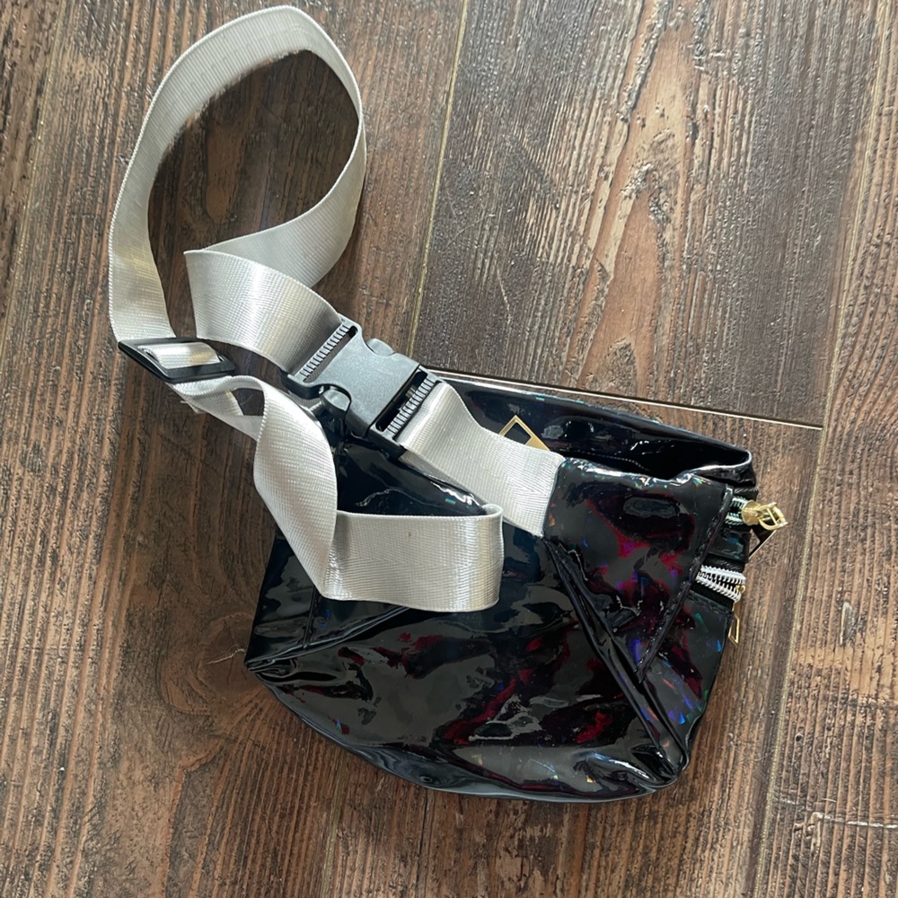 Fanny Pack - Picture 3 of 3
